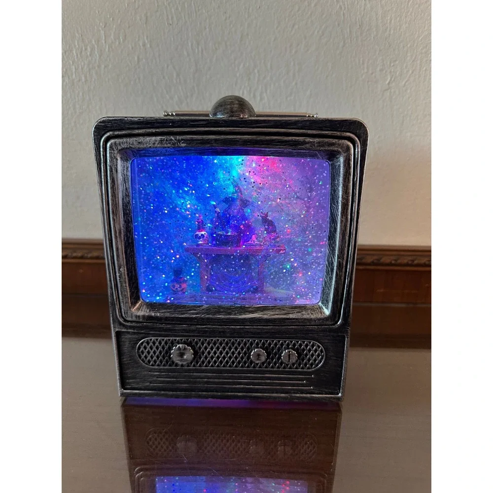 Cracker Barrel Halloween Witch TV Glitter Globe Light Up Retro Television 7x6